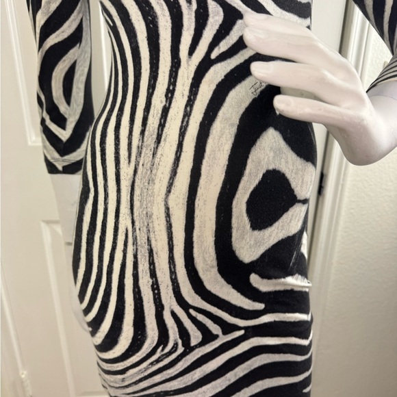 Just Cavalli Vintage Black and White Bodycon Long Sleeve Dress Size 40. #208 - Picture 9 of 17